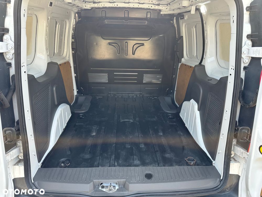 Ford Transit Connect - 12