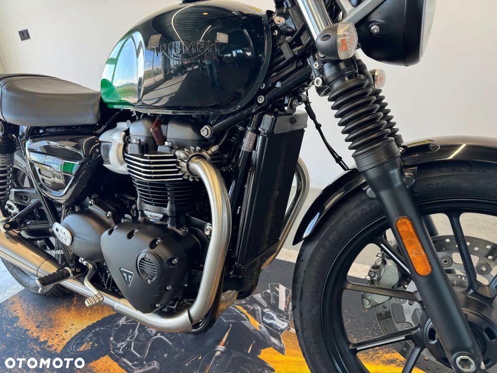 Triumph Speed Twin - 9
