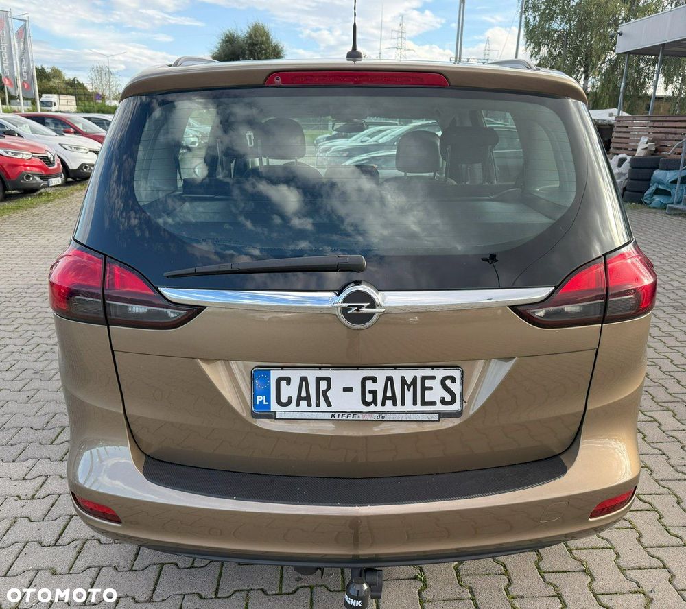 Opel Zafira - 11