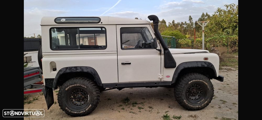 Land Rover Defender 90 2.5 TD5 Metal Top - 3