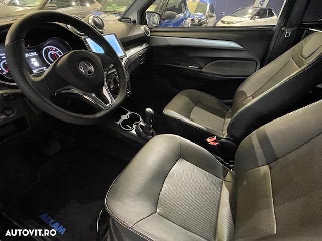 Aixam Crossover - 11