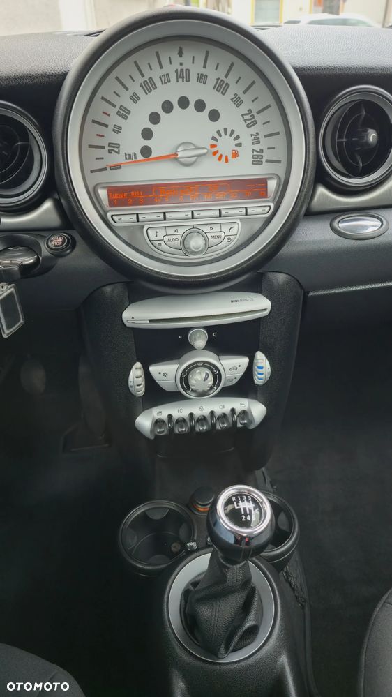 MINI ONE - 8