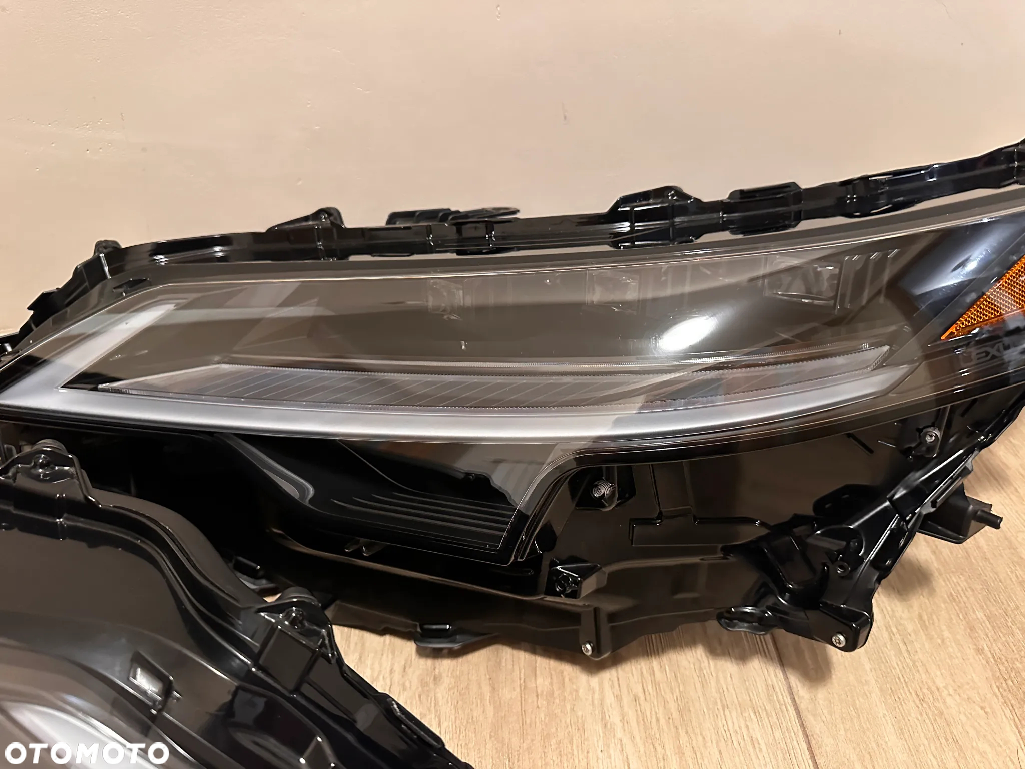 Lexus RX V lampa full led 2 rodzaje zderzak maska - 3