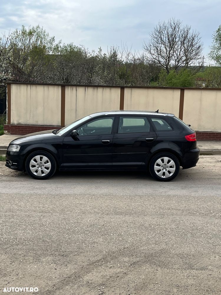 Audi A3 1.4 TFSI ack Ambiente - 3