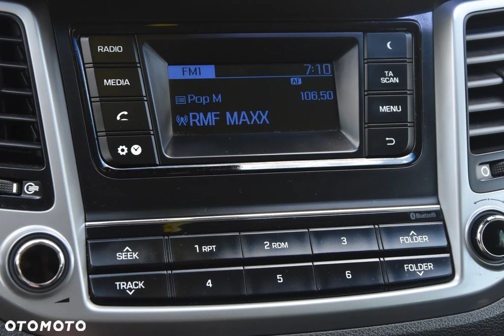 Hyundai Tucson 1.6 GDI BlueDrive GO 2WD - 21