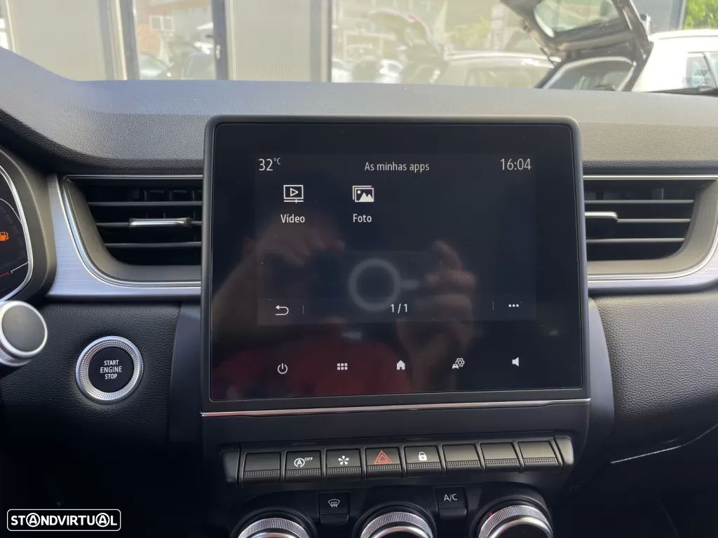Renault Captur 1.0 TCe Exclusive - 26