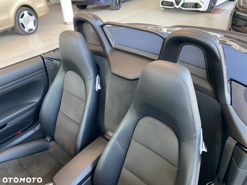 Porsche 718 Boxster PDK - 18