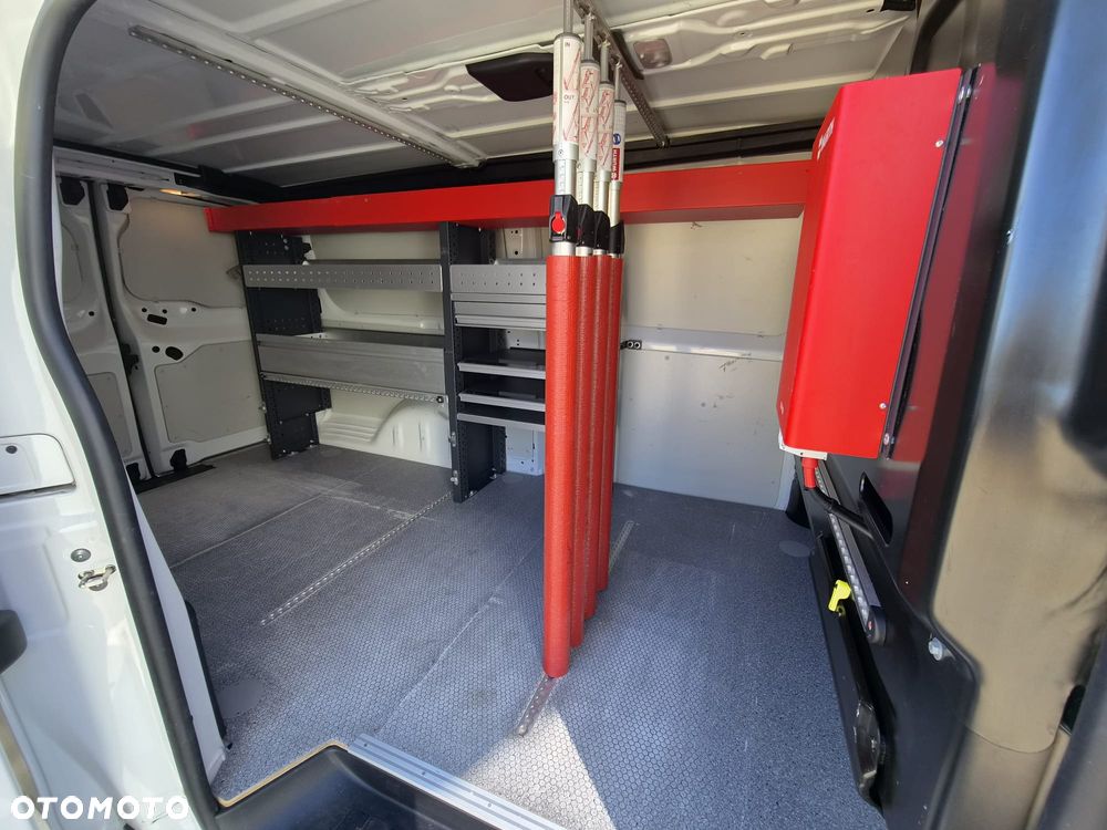 Opel VIVARO - 26