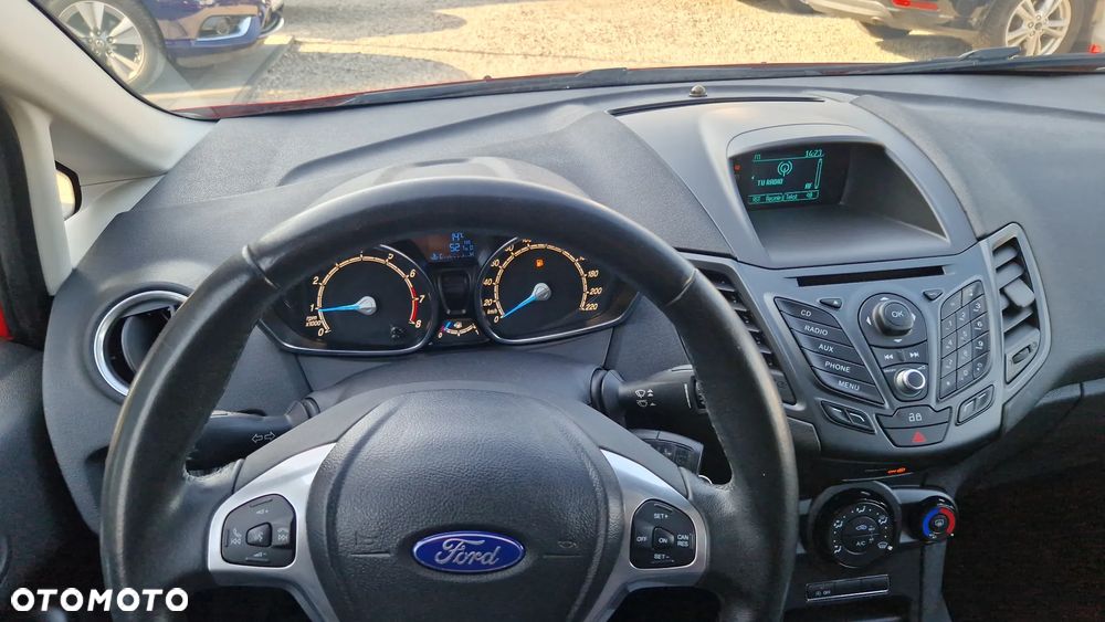 Ford Fiesta 1.0 EcoBoost Titanium - 23