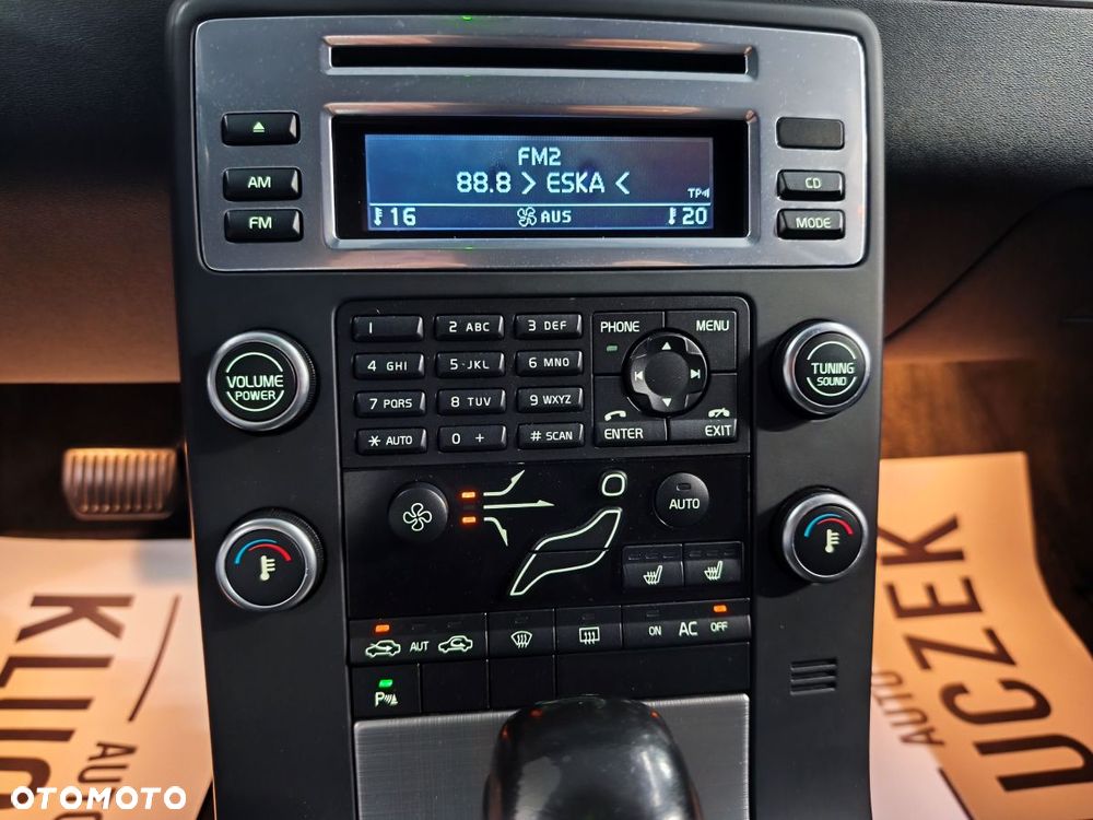 Volvo V70 D4 Geartronic Kinetic - 11