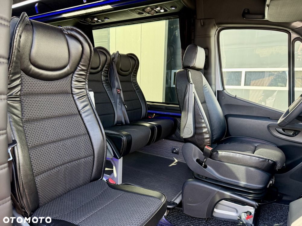 Mercedes-Benz Sprinter 519 Panoramic Line - 8
