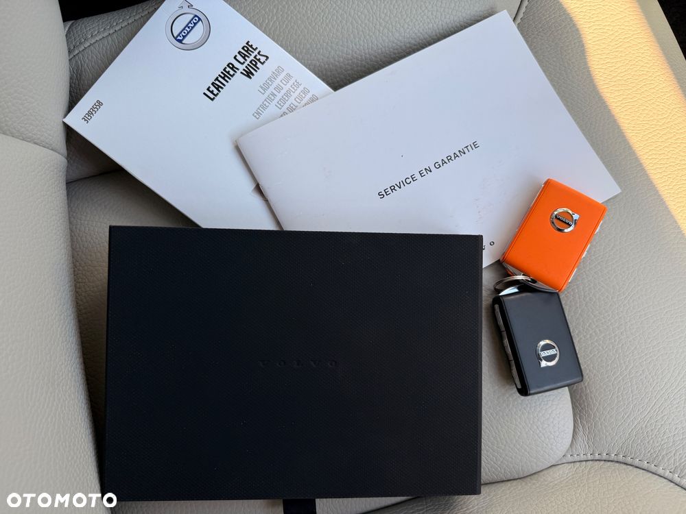 Volvo XC 60 B4 B Plus Bright - 38