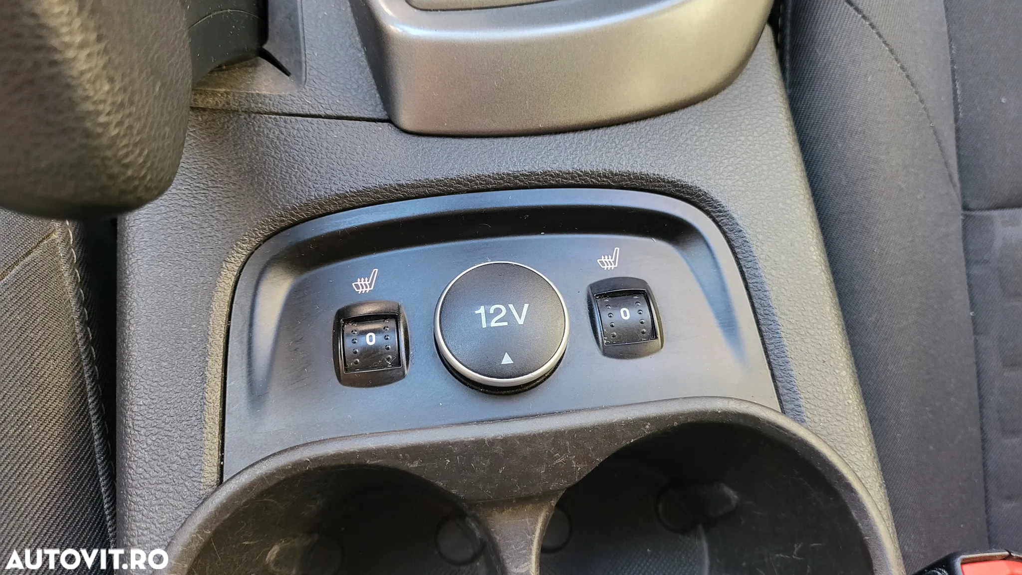Ford Focus 1.0 EcoBoost Start-Stopp-System TREND - 28