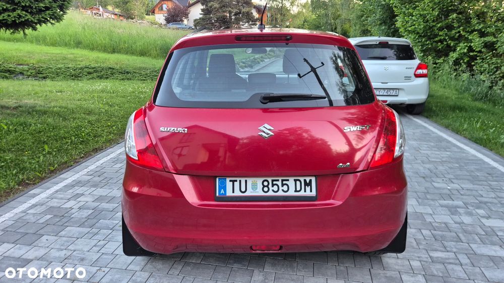 Suzuki Swift 1.2 4x4 Club - 11