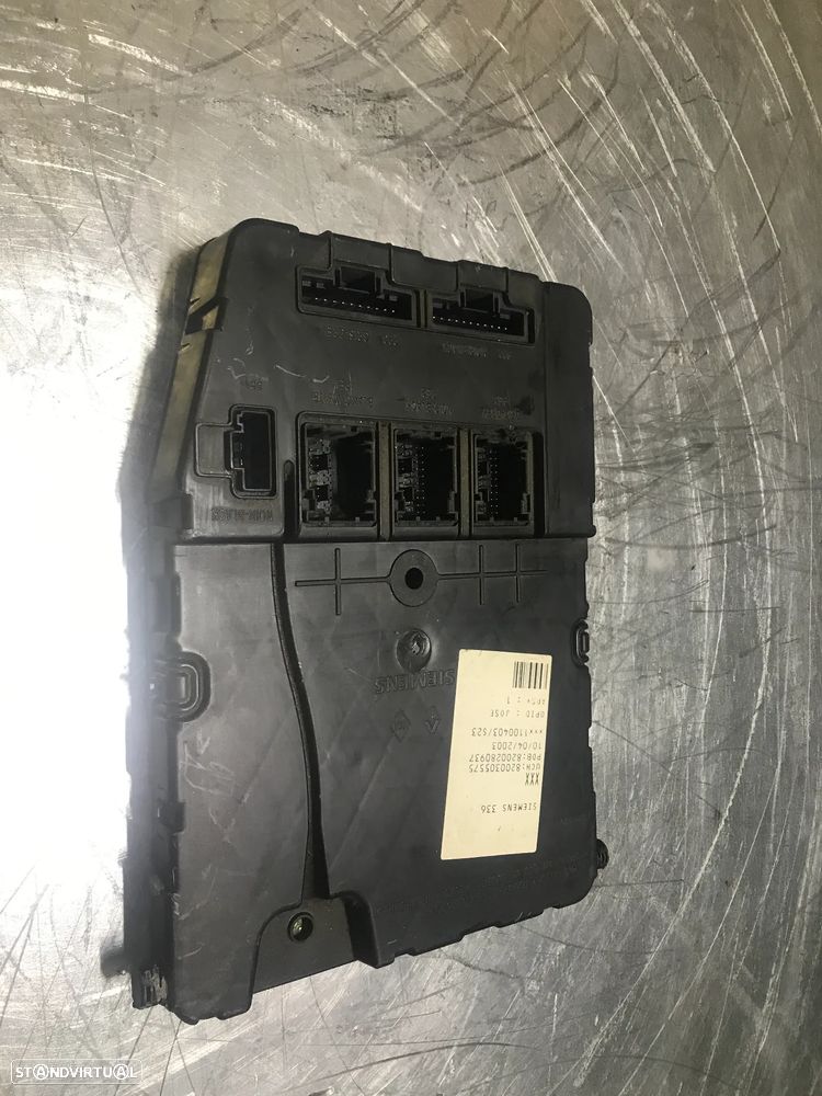 Modulo UCH / Caixa fusiveis Renault Megane II / Scenic II 8200351183 8200306434 8200280937 8200305575 8200724363 8200712570 8200606826 8200525384 8200351186 8200411363 - 5