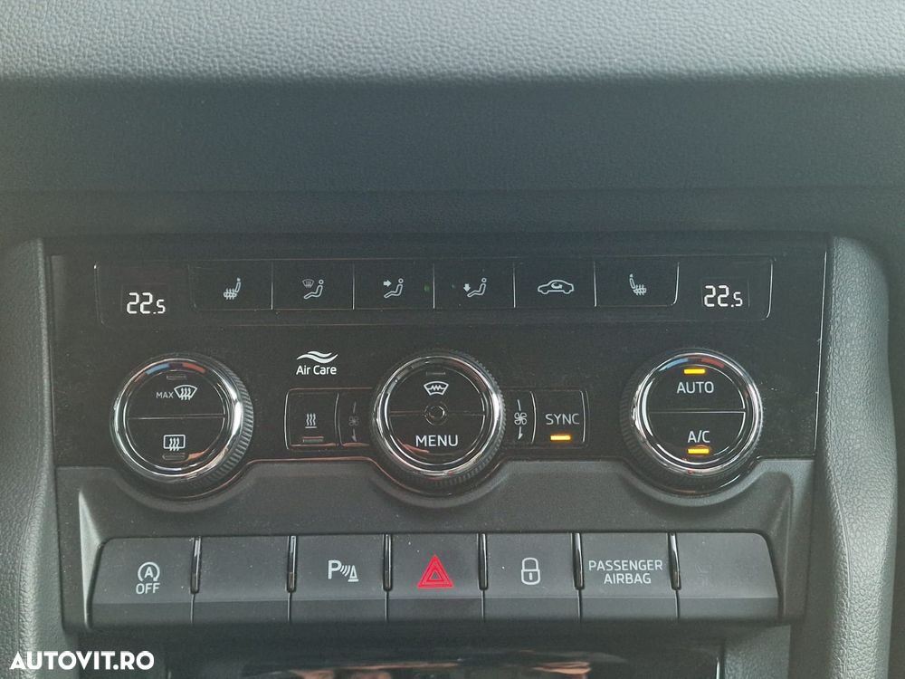 Skoda Karoq 2.0 TDI 4X4 DSG Sportline - 34