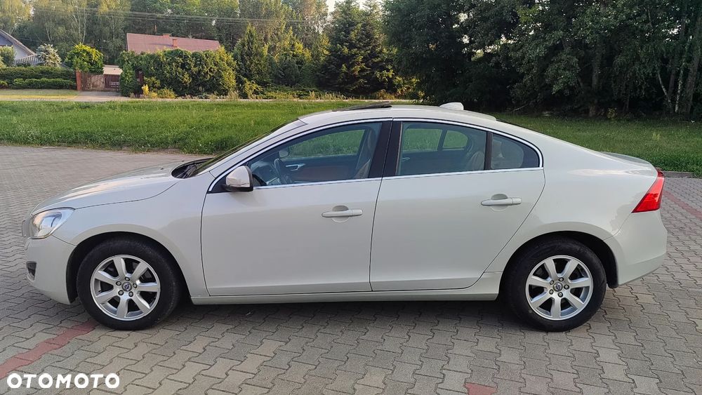 Volvo S60 D3 Geartronic Summum - 13