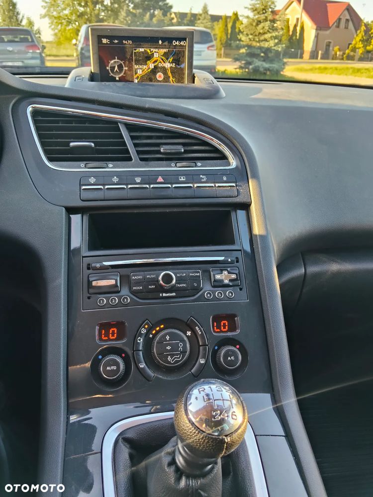 Peugeot 5008 BlueHDi 150 Allure - 10