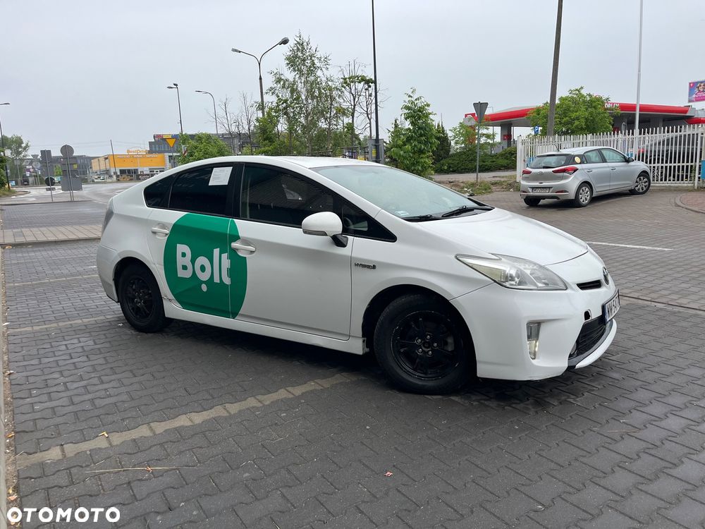 Toyota Prius 1.8 HSD Active - 1