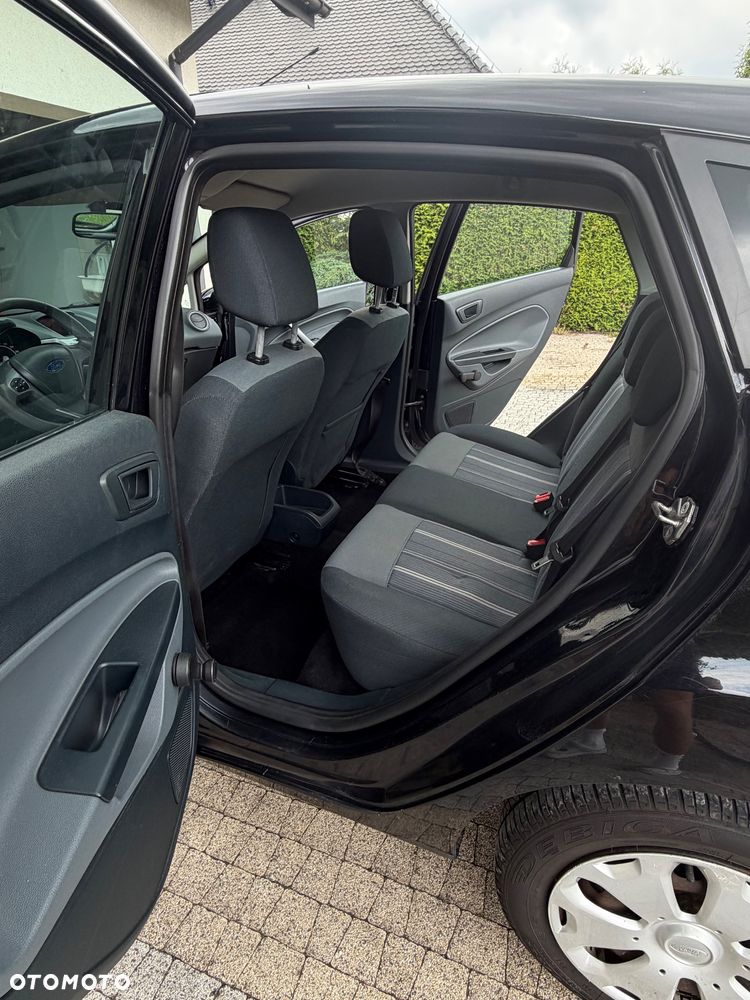 Ford Fiesta 1.25 Silver X - 14
