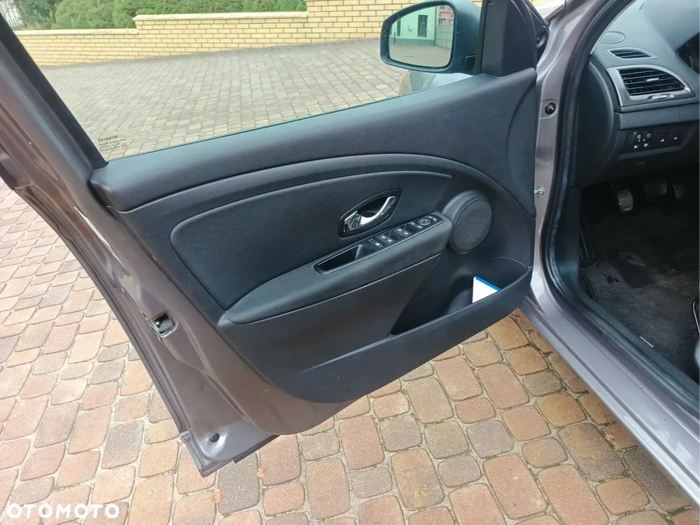 Renault Megane ENERGY TCe 115 Start & Stopp LIMITED - 26