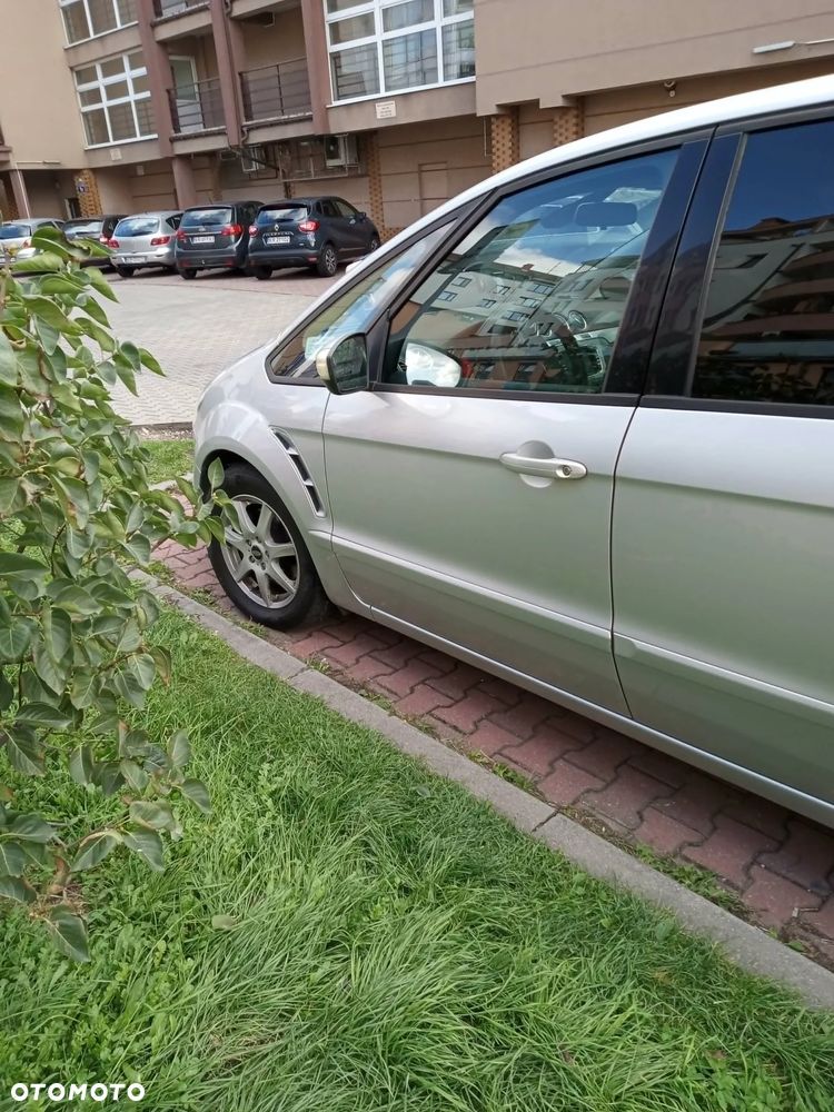 Ford S-Max 2.0 TDCi Ambiente - 3