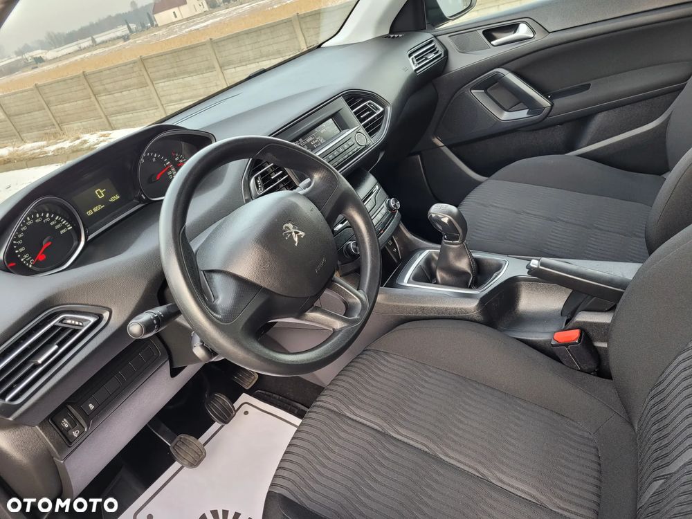 Peugeot 308 1.6 HDi Presence - 14