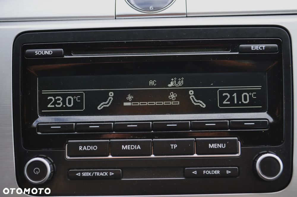 Volkswagen CC 2.0 TDI BlueMotion Technology - 18