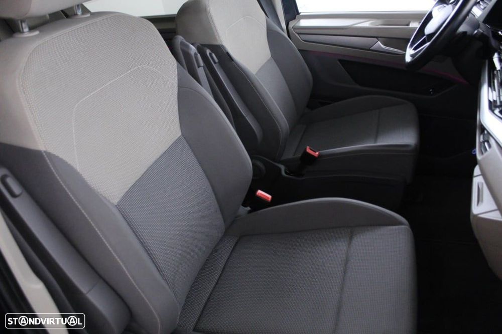 VW Multivan 1.5 TSI e-Hybrid Life DSG Versão Fiscal - 14