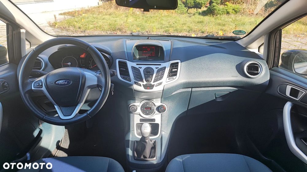 Ford Fiesta 1.25 Champions Edition - 22