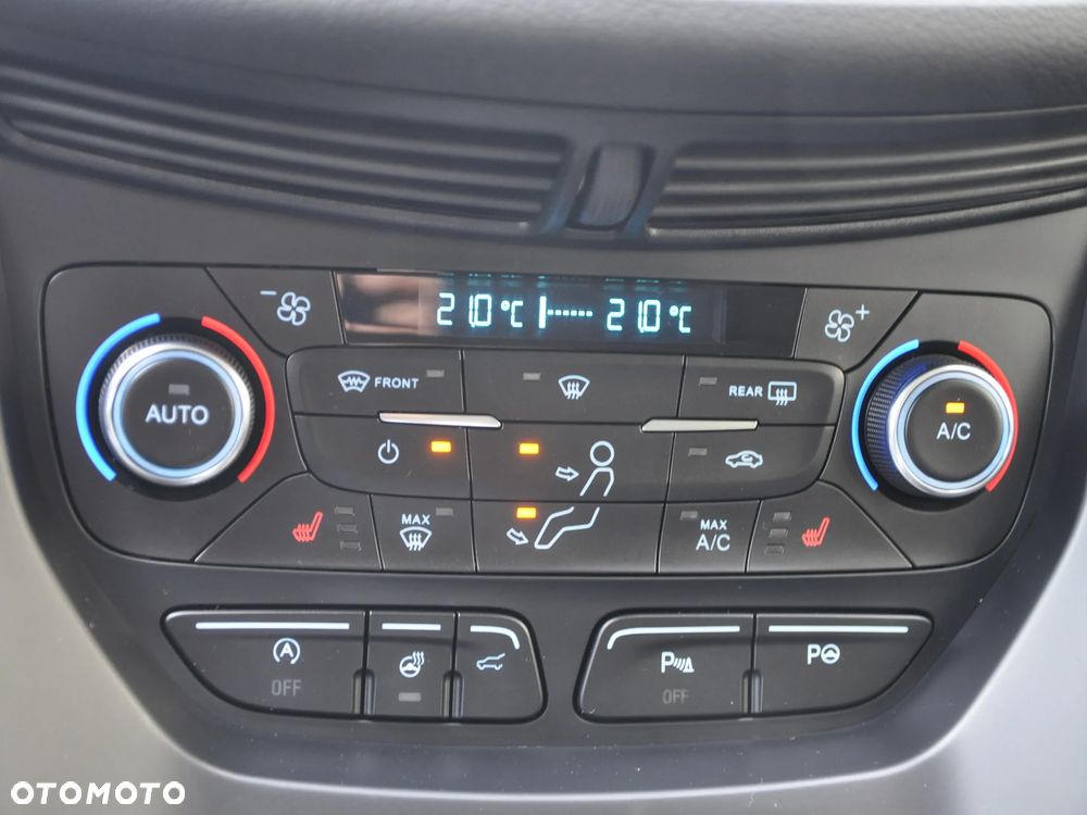 Ford Kuga 2.0 TDCi AWD Titanium - 12