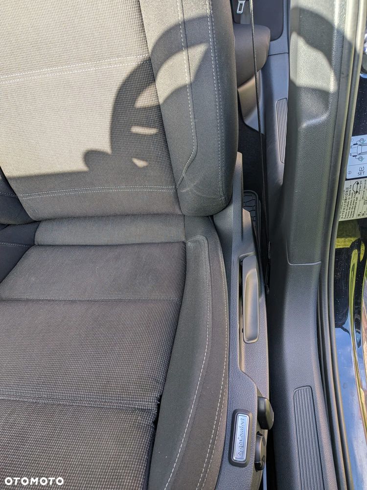 Volkswagen Passat 2.0 TDI BMT Comfortline - 16