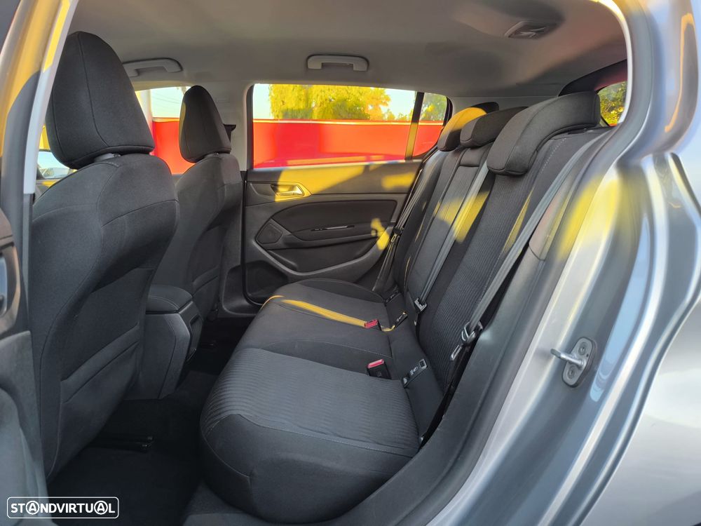 Peugeot 308 1.6 e-HDi Active - 31
