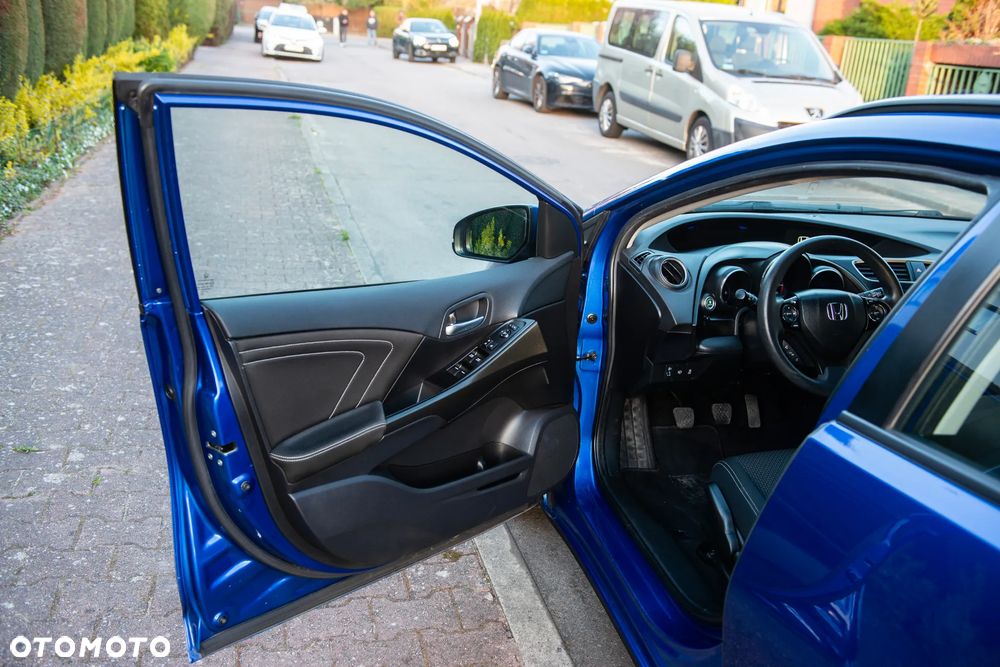 Honda Civic 1.8 i-VTEC Elegance - 17