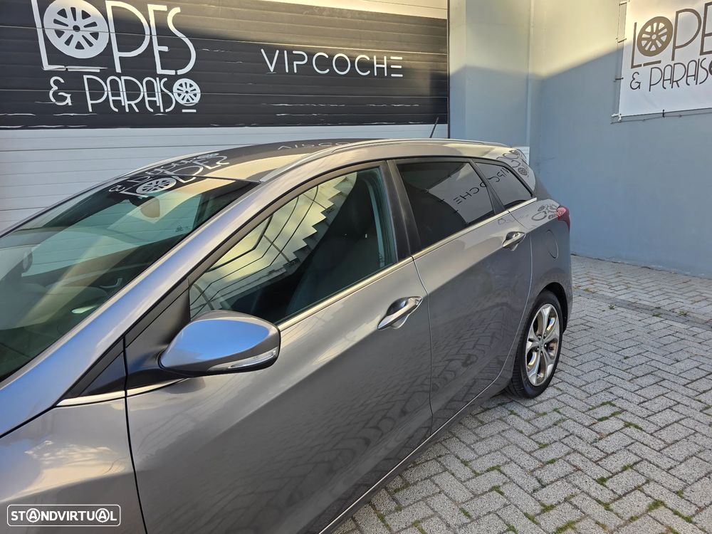 Hyundai i30 SW 1.6 CRDi Style J17 - 20