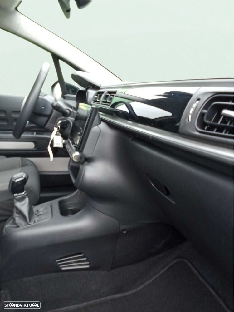Citroën C3 1.2 PureTech Plus - 12