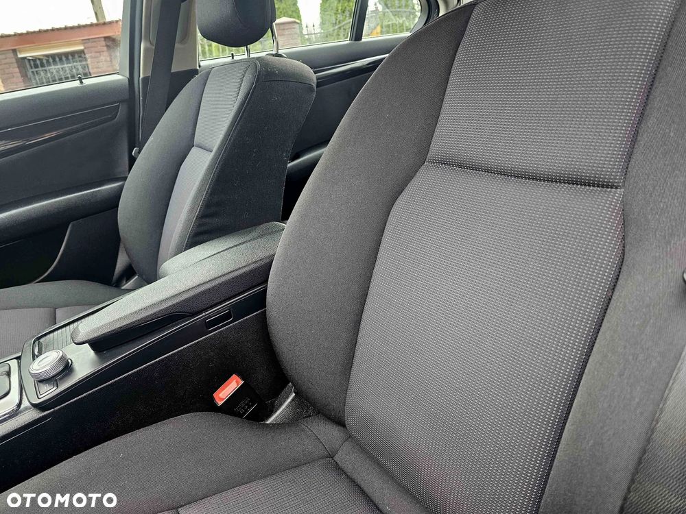 Mercedes-Benz Klasa C 180 CGI Automatik BlueEFFICIENCY SPORT EDITION - 17