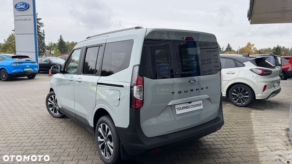 Ford Tourneo Courier - 4