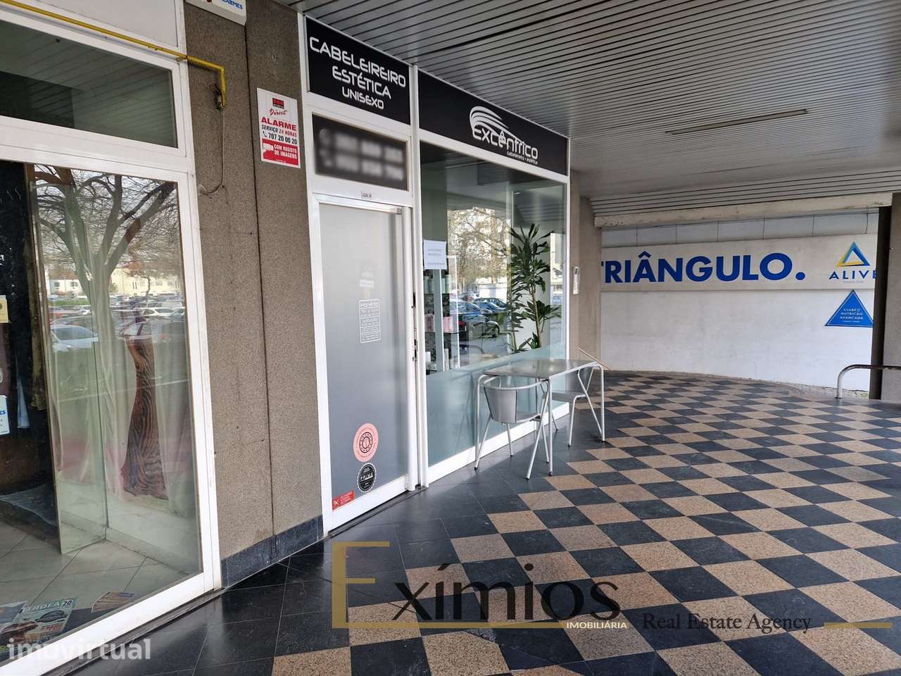 Loja destinada para venda, no centro de Santo Tirso - Grande imagem: 4/5