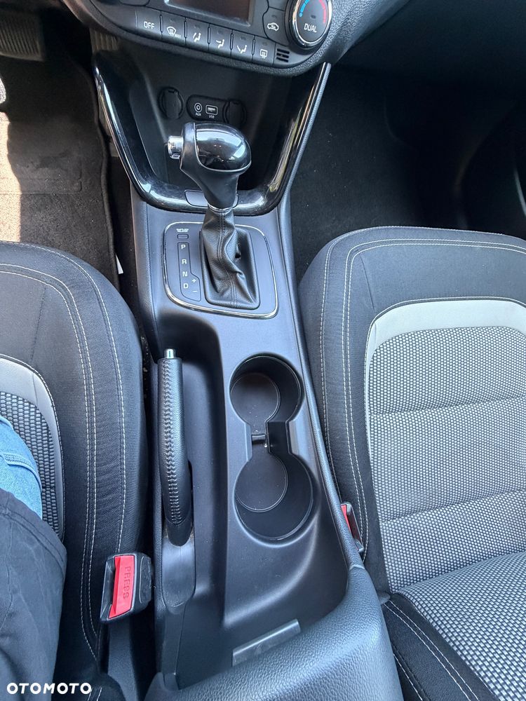 Kia Ceed - 7
