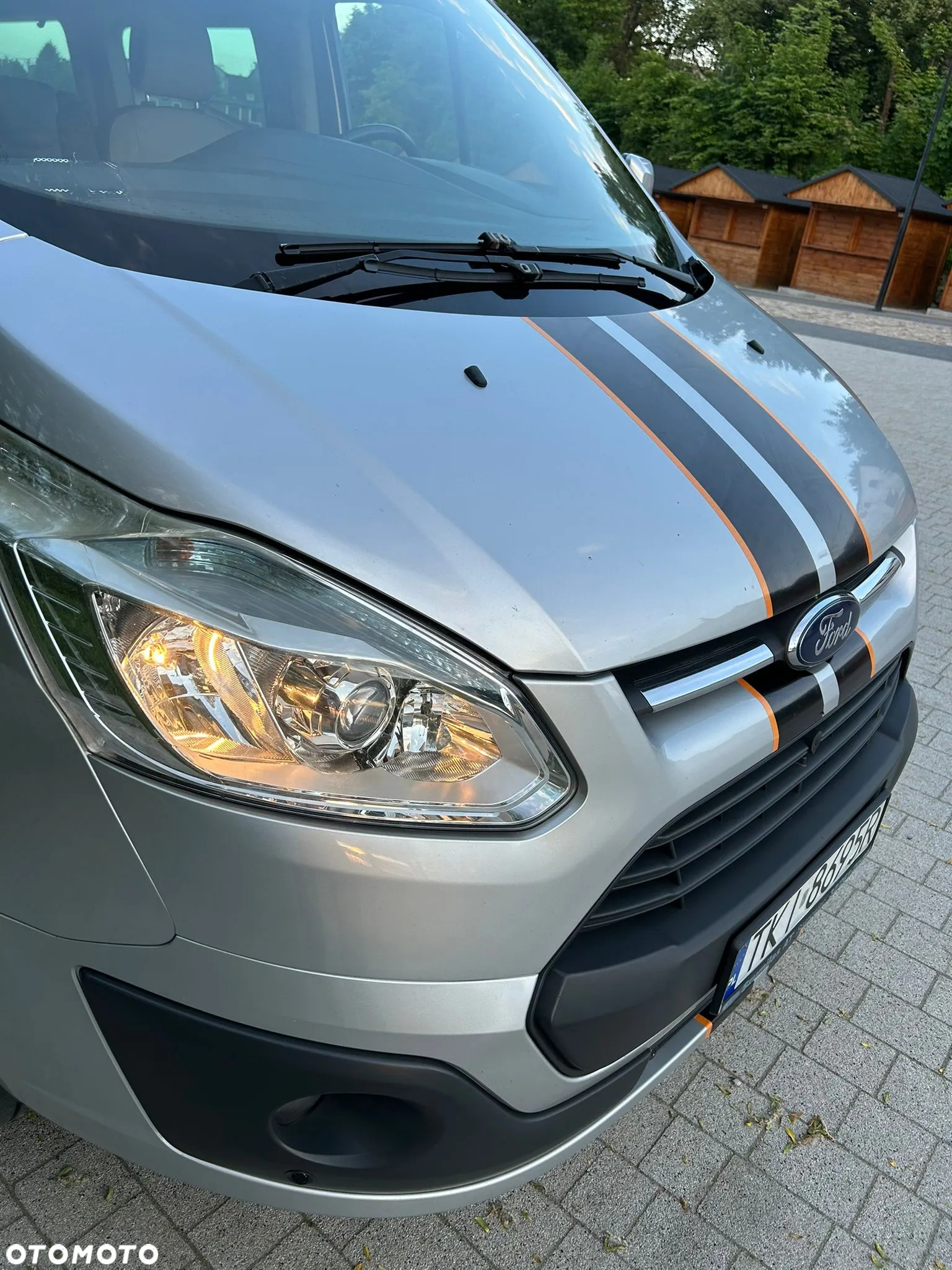 Ford Tourneo Custom - 15