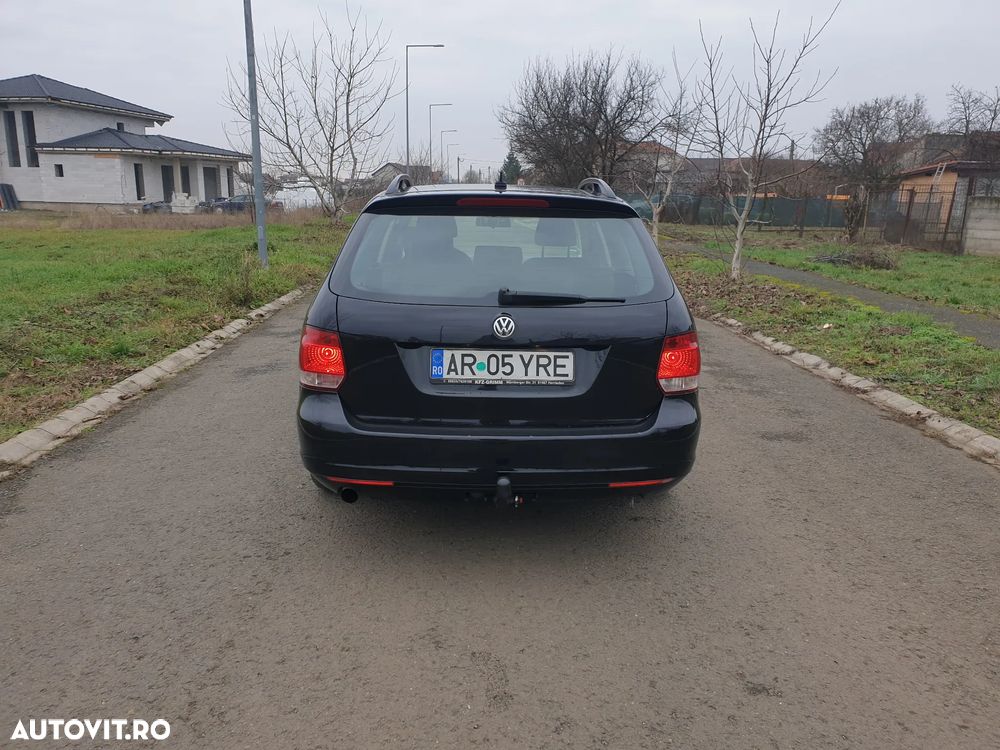 Volkswagen Golf 1.6 TDI DPF BlueMotion - 7