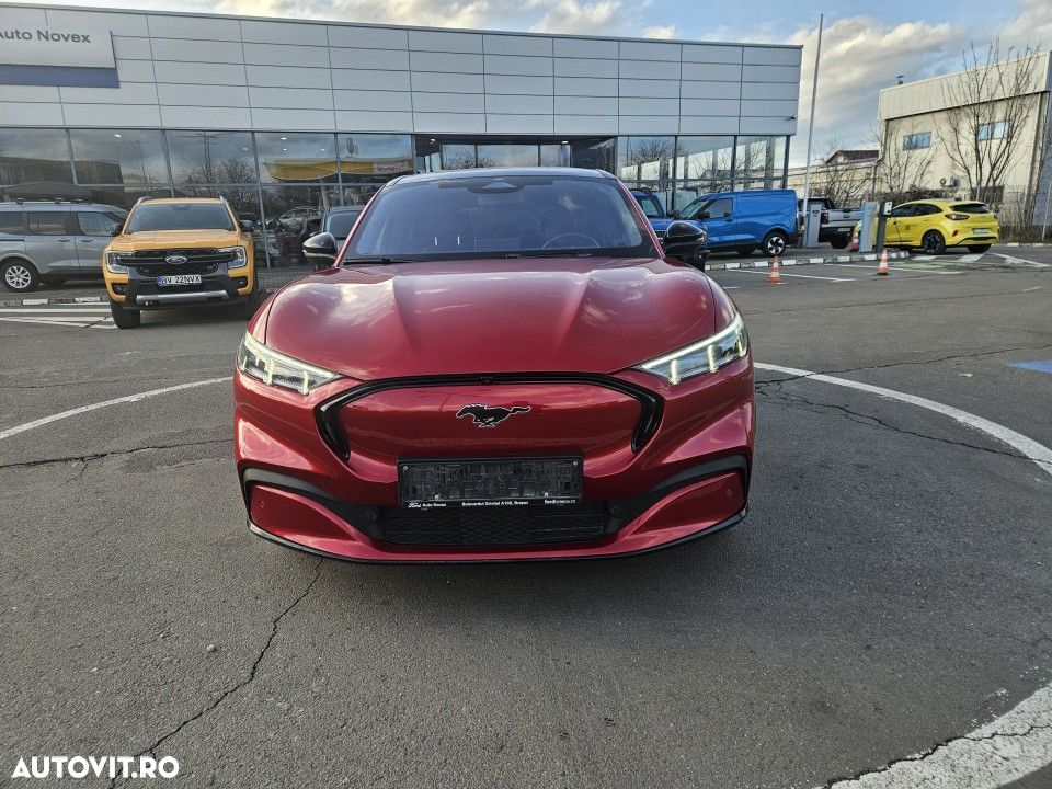 Ford Mustang Mach-E - 2