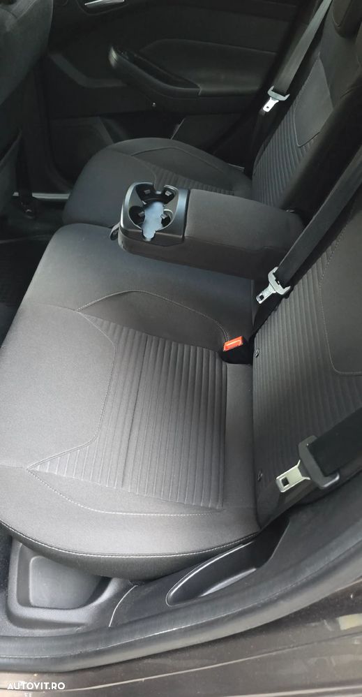 Ford Focus 1.0 EcoBoost Titanium - 8