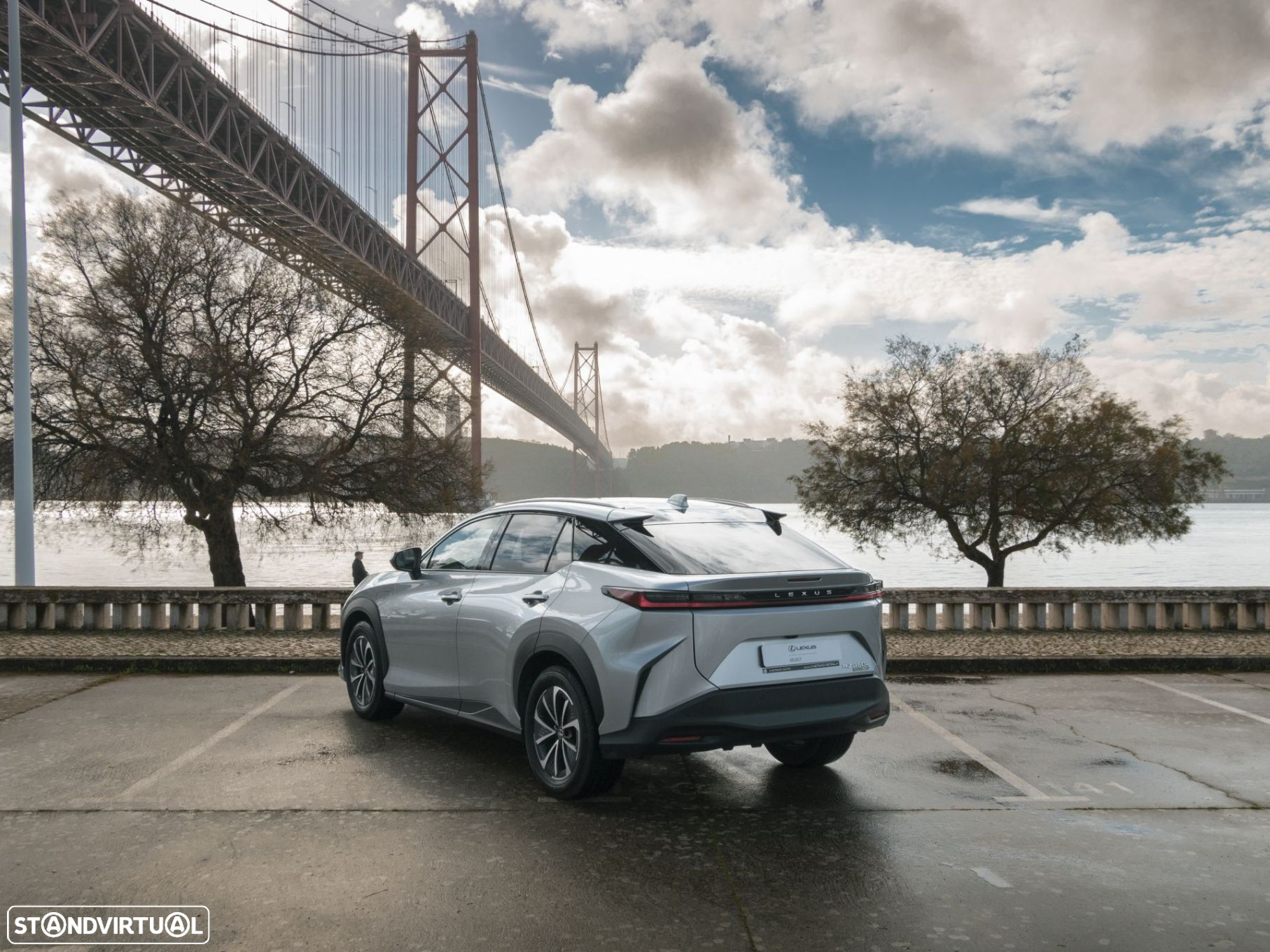 Lexus rz-450e Executive Plus - 7