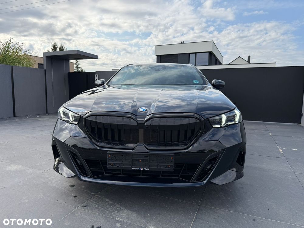 BMW Seria 5 520d xDrive Touring - 6