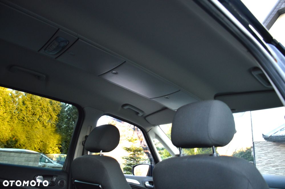 Ford Galaxy 2.0 TDCi Platinium X (Ghia) MPS6 - 34