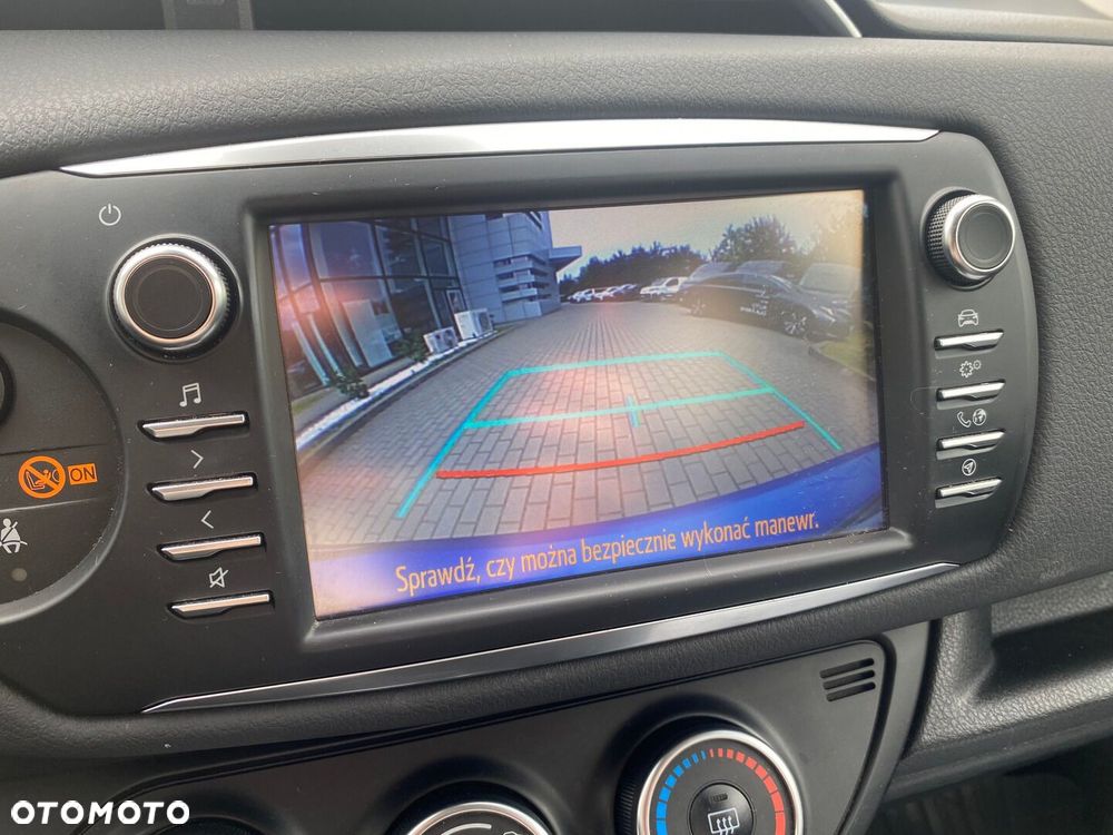 Toyota Yaris - 17