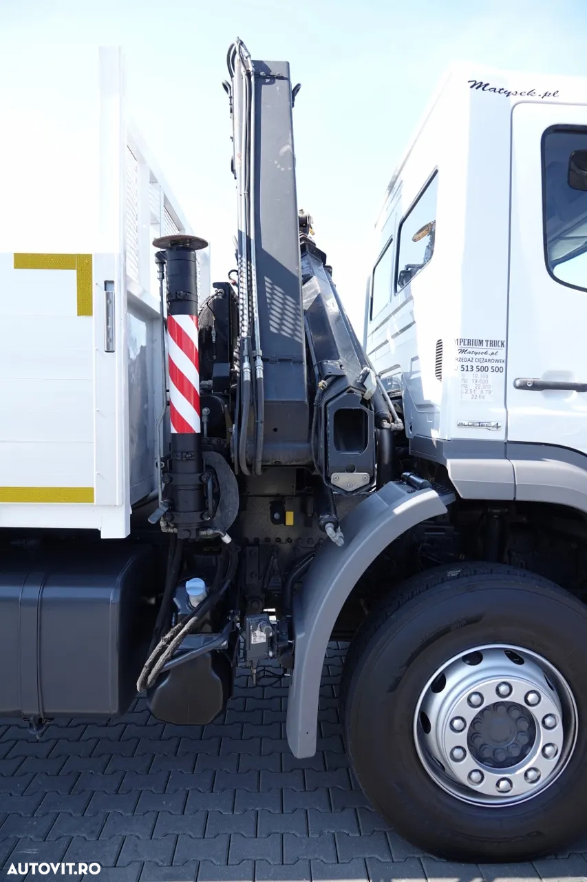Mercedes-Benz AXOR 1829 / 4X2 / TRANSMISIE - 6 M / HDS HIAB 122 BS-3 / extensie: 10 M / CAPACITATE MAXIMA DE RIDARE 4 600 KG / MANUAL / RADIO CONTROL / ANVELOPE 100% / IMPORTAT - 15