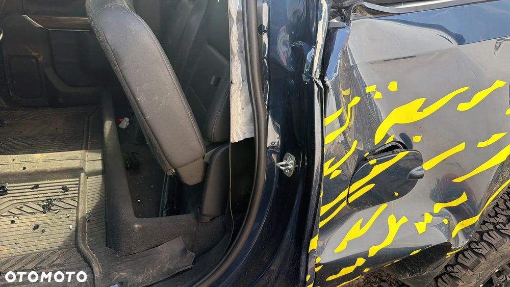 Chevrolet Silverado - 21